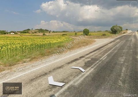 Bilecik Yenipazar Tohumlar'da Köy Civarı Asfalt Cephe