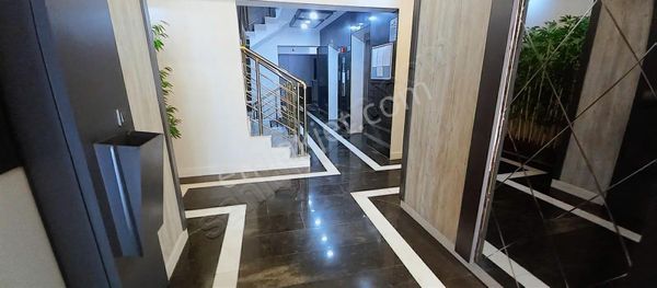 125m2,3+1+ebb,3.katta,yeni,lüks,kapalı-açık Otoparklı,merkezde