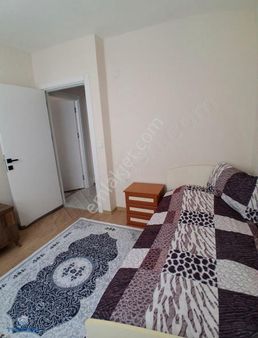 19 Mayıs Mahallesinde Göl Kent Sitesinde 2+1 Satılık Daire