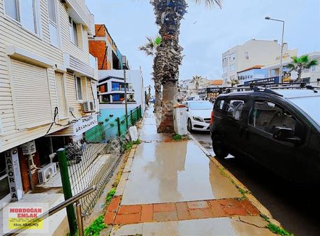 Yalı Mahallesinde Mithtpaşa Caddesinde Sıfır 70m2 Satılık Dükkan