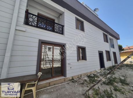 Turyap Foça'dan Satılık Bağarasında 2+1 Daire