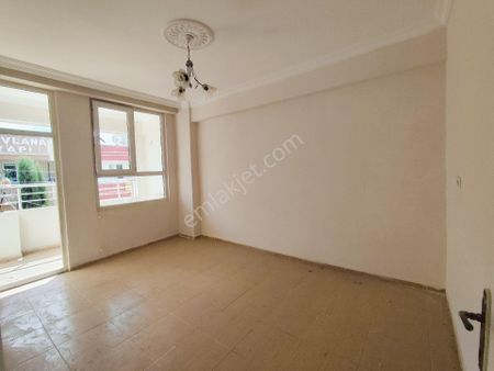 Uygun Daire Yesevi Taze Evi Yanında