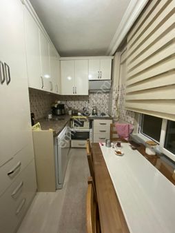 Yatırımlık Kaçırılmaz Fırsat Bağlarbaşında 2+1''den /1+1'e Çevrilmiş Düz Giriş 75m2 /satılık Daire