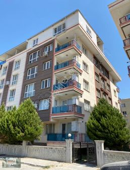 Akman Gayrimenkul'den Muradiye'de Satılık 2+1 Açık Mutfak Daire