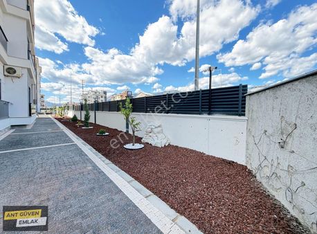 Site İçi Yerden Isıtmalı Kapalı Otoparklı Havuzlu 1+1 Lüx Dairee