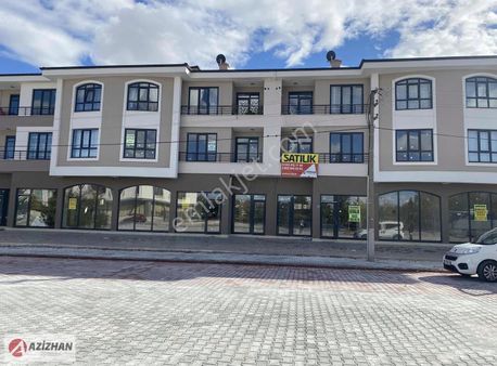 Azizhandan Selçukluda Satılık 127 M2 Zemin 113m2 Bodrumlu Dükkan