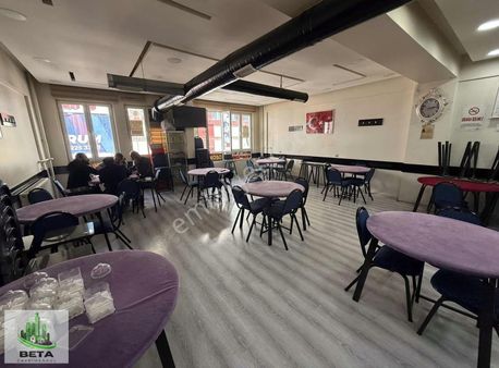 Beta Gayrimenkul'den Selçuk İş Hanın'da Satılık 90m2 Dükkan