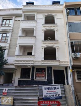 Bayrampaşa Yıldırım Mahallesinde Satılık Sokakta 2+1 Bahçe Katı