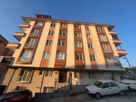 Re/max'ten Site Mahallesi'nde Asansörlü 2+1 Arakat Kiralık Daire