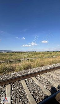 Atlas'tan Urganlı'da Demiryolu Kenarında Satılık Tarla