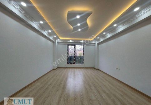 Gaziosmanpaşa Küçükköy Beşyol De Satılık Daire 2+1 115 M2