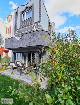 Site İçinde, Doğa Manzaralı 5+2 Lüks Villa..sizi Bekleyen Huzur