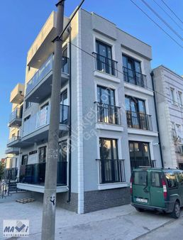 Papuççular Mah. İzmit Cad. Yakını Elektropoint Arkası Sıfır 2+1