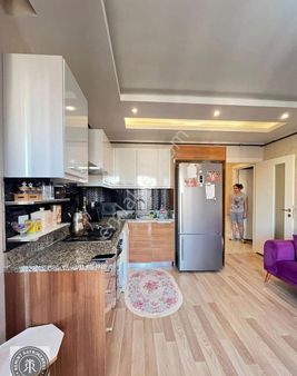 Remint’den Öğretmenler Bulvarına Yakın 2+1 Açık Mutfak Çift Banyo Lüks Site Satılık Daire