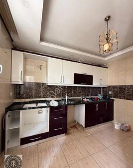 Remint’den Yüzüncü Yıl Mahallesindr Genii 2+1 Kapalı Mutfak Çift Banyo Direk Hasarsız Satılık Daire!