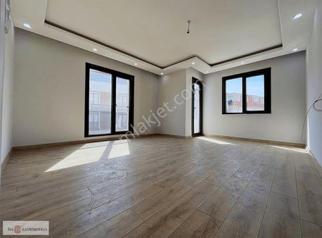 Sırasöğütler Mah 2+1 Lüks 100m2 Ara Kat Daire Yerden Isıtmalı!