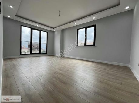 Bağlarbaşı Mah 2+1 Lüks 100m2 Arakat Daire Yerden Isıtma/asansör