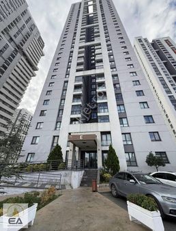 Güneypark-1 Sitesi E Blok Satılık 4+1 250 M2 'boş' Daire