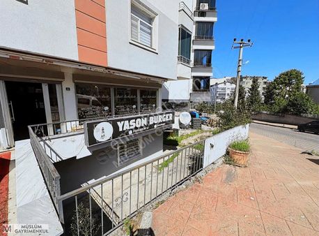 Müslüm Gayrimenkul'den Üniversite Karşısı Geniş Satılık Dükkan