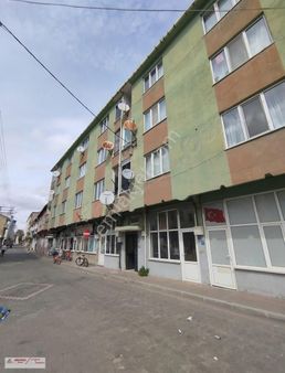 Tekirdağ Muratlı Muradiye Mahallesinde Satılık 3+1 Daire