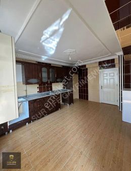 Kayapınar Bölgesi 75 Civarı Nazim Hıkmet Caddesi Üzeri