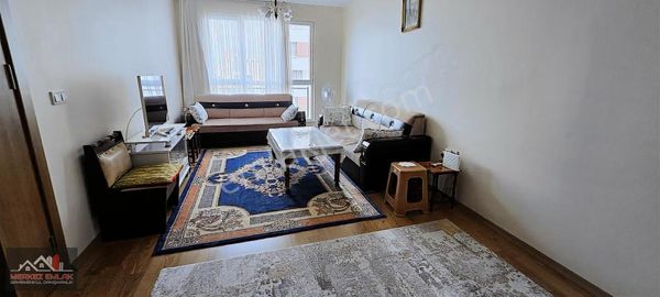 Merkez Emlak 2+1 Kat 3 Ön Cephe İçi Yapılı Manzaralı 90 M2