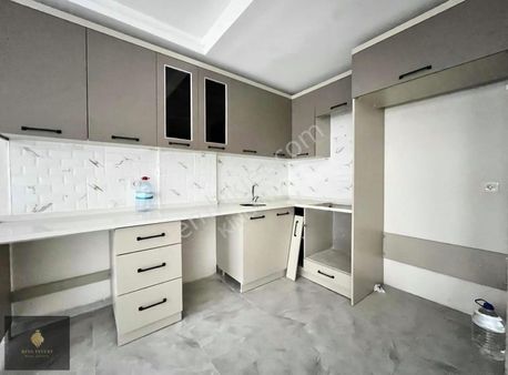 King'den Kocahasanlı'da Denize 100m 1+1 Kiralık Daire