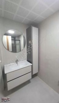 Saraycık Mah Cadde Üzerinde Ara Katta Sıfır 2+1