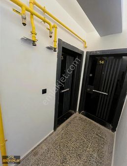 Şekerden Anadolu Üniversitesi Cuma Kapısı Yakını 60m² 1+1 Daire