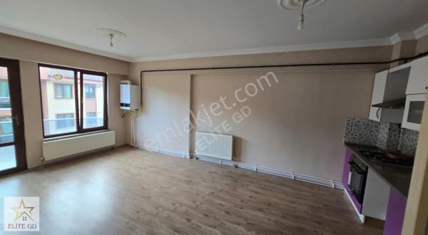 Üniversite Ve Hastaneye Yakın Kiralık Geniş 1+1