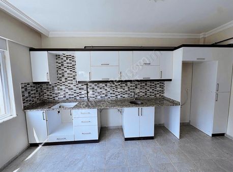 Gng İnşaat Emlak'tan 3+1 Doğal Gazlı Ebevyn Banyolu Asansörlü