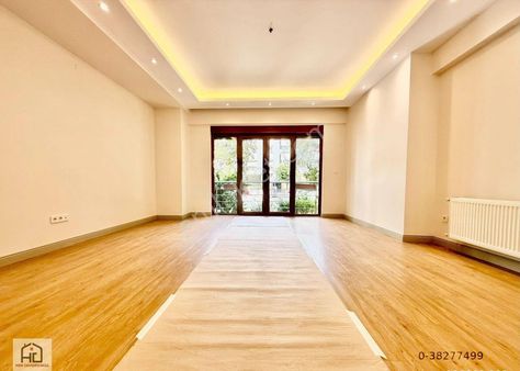 Erenköy Ömerpaşada 3+1 Yeşillikler İçerisinde Genç Bina!!