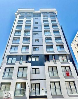 Göztepe Çiftehavuzlarda 1+1 Balkonlu Lüks Yeni Bina!!