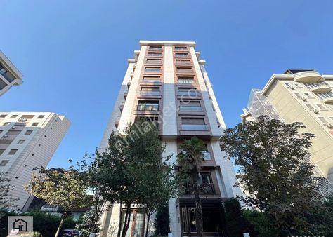 Suadiye Sahilde 3+1 Ebeveynli Balkonlu Fırsat!!