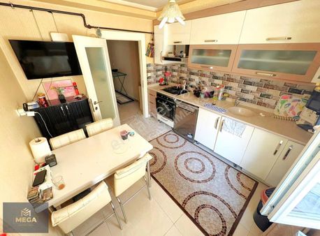 Mega'dan Atapark Mh Üzerinde*cd*üstü*yapılı*ve Kulanışlı*3+1 D!!