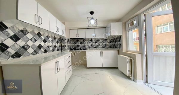 Etlik Ana Kadın Camiyanı Altında Tam Daıre Olan Bagımsız Ful 2+1