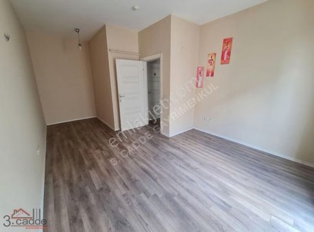 Esenkent Özyurtlar N Tepe 1+1 Boş Satılık Daire