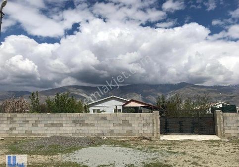 Bedir Emlkatan. Bahçeli. Müstakil Yazlık. Ev Bahçe