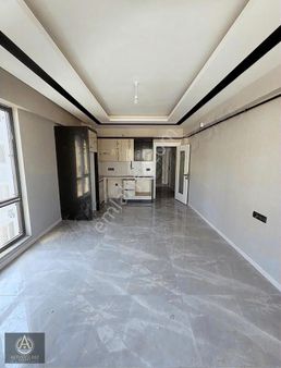 Altınyıldız Emlaktan Selçuklu Da Cadde Üzeri Satılık 2+1 Daire