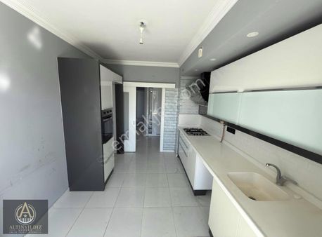 Altınyıldız Emlaktan Satılık 3+1 Bakımlı Daire