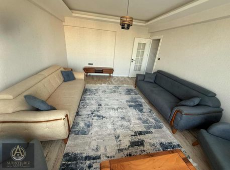 Altınyıldız Emlaktan Merkezde 3+1 Lüks Eşyalı Kiralık Daire