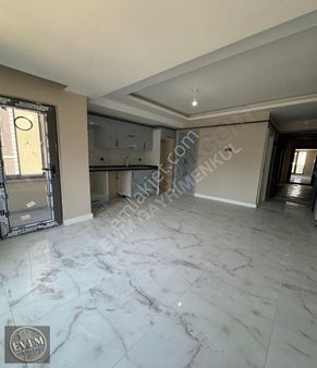 Evim Gayrimenkul'den İstasyon Mah.tepe Yolunda 1+1 Satılık Daire