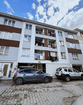 Esentepe Mahallesi Çifteler Sokak Ara Kat Satılık 2+1 Daire