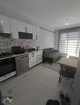 Merkez Metro Yanında Eşyalı Lüks Daire