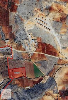 Arevar'dan Öğümsöğüt'te Satılık Arazi