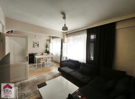 Üsküdar'ın Kalbinde Geniş 1+1 Daire