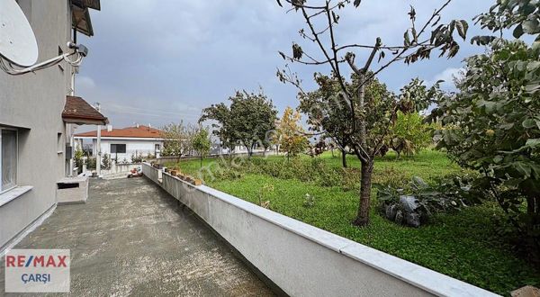 Başiskele Döngelde Geniş Ve Ferah 3+1 Kiralık Daire