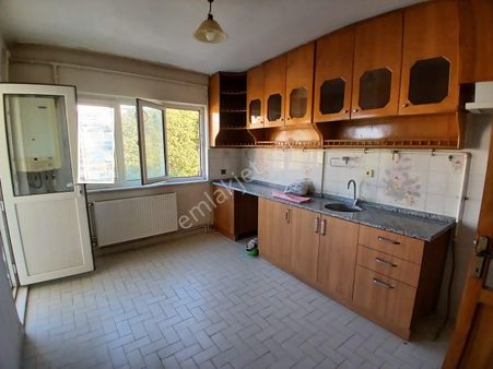 Ender Uysal Gayrimenkelden Yunusemre De 3+1 Kiralık Geniş Daire...