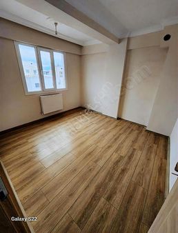 Cengiz Topel Mahallesinde Satılık 2+1 Açık Mutfak Daire