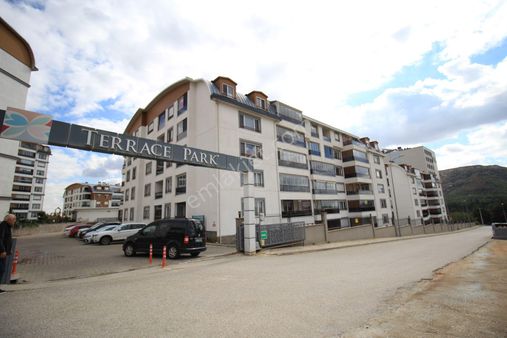 Esgyo'dan Terrace Park Sitesi'nde 3+1 Bakımlı Kiralık Daire